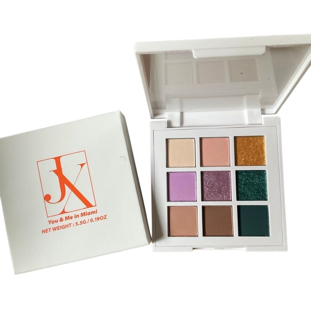 Just Ximena You & Me in Miami Eyeshadow Palette